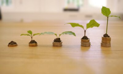 Deka Active EUR High Yield UCITS ETF förvaltas aktivt och investerar i internationella eurodenominerade företagsobligationer från högavkastningssegmentet baserat på en kvantitativ investeringsmetod. Fonden använder en faktormetod.