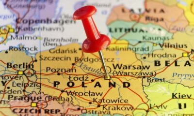 Polen skakar av sig sina politiska bekymmer
