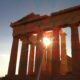 Greklands ekonomi stärks för första gången på sex år