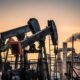 Oljefokuserade fonder stiger när Saudiarabiens produktion faller