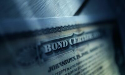 SPDR Barclays 10+ Year US Treasury Bond UCITS ETF (SPPX ETF) investerar i statsobligationer med fokus på USA. Obligationens löptid är längre än 10 år.