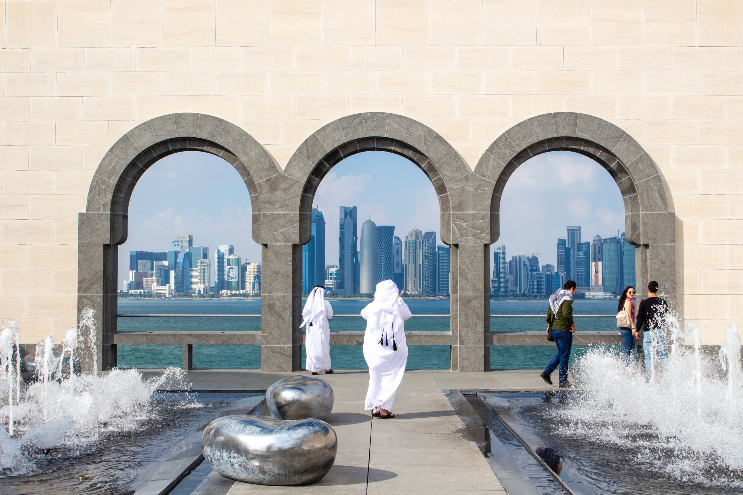 Dohas diplomatiska tvister med sina arabiska grannar kommer att lösas. Det innebär att Qatar ETF hoppas på sanktionshjälp.