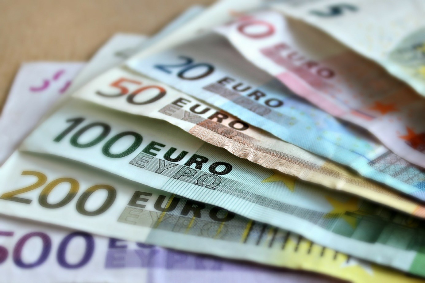 IShares EURO STOXX Banks 30-15 UCITS ETF (DE) (EXX1 ETF) investerar i aktier i europeiska banker. Utdelningen i fonden delas ut till investerarna (minst årligen).