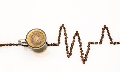 WisdomTree Coffee 2x Daily Leveraged (4RT2 ETC) är utformad för att göra det möjligt för investerare att få en "hävstångsmässig" exponering mot en totalavkastande investering i kaffe genom att spåra Bloomberg Coffee Subindex ("Indexet") och tillhandahålla en säkerställd avkastning. En daglig hävstångsexponering innebär att produkten är designad för att återspegla 200 % av den dagliga procentuella förändringen av indexnivån.