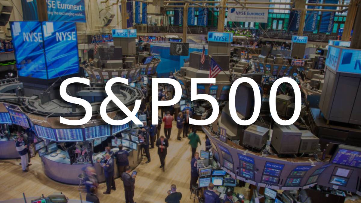 AMUNDI S&P 500 UCITS ETF (AUM5 ETF) strävar efter att replikera S&P 500 Index så nära som möjligt i euro, oavsett om trenden stiger eller faller. Denna ETF gör det möjligt för investerare att dra nytta av en exponering mot de 500 största aktierna på den amerikanska marknaden, med en enda transaktion. S&P 500 är erkänt som det ledande jämförelseindexet på den amerikanska marknaden.
