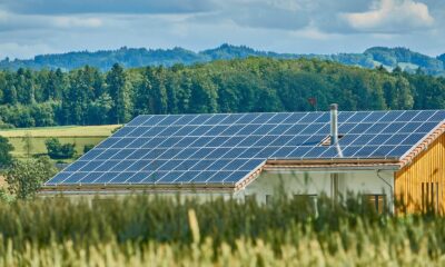 Förvärv av solenergiindustrin ökar i takt med att installationer av solpaneler fortsätter att växa kraftigt i USA och Europa. Efterfrågan på produktion av förnyelsebar energi skjuter i höjden när elpriserna rusar och solenergisektorn ser särskilt hälsosam ut.