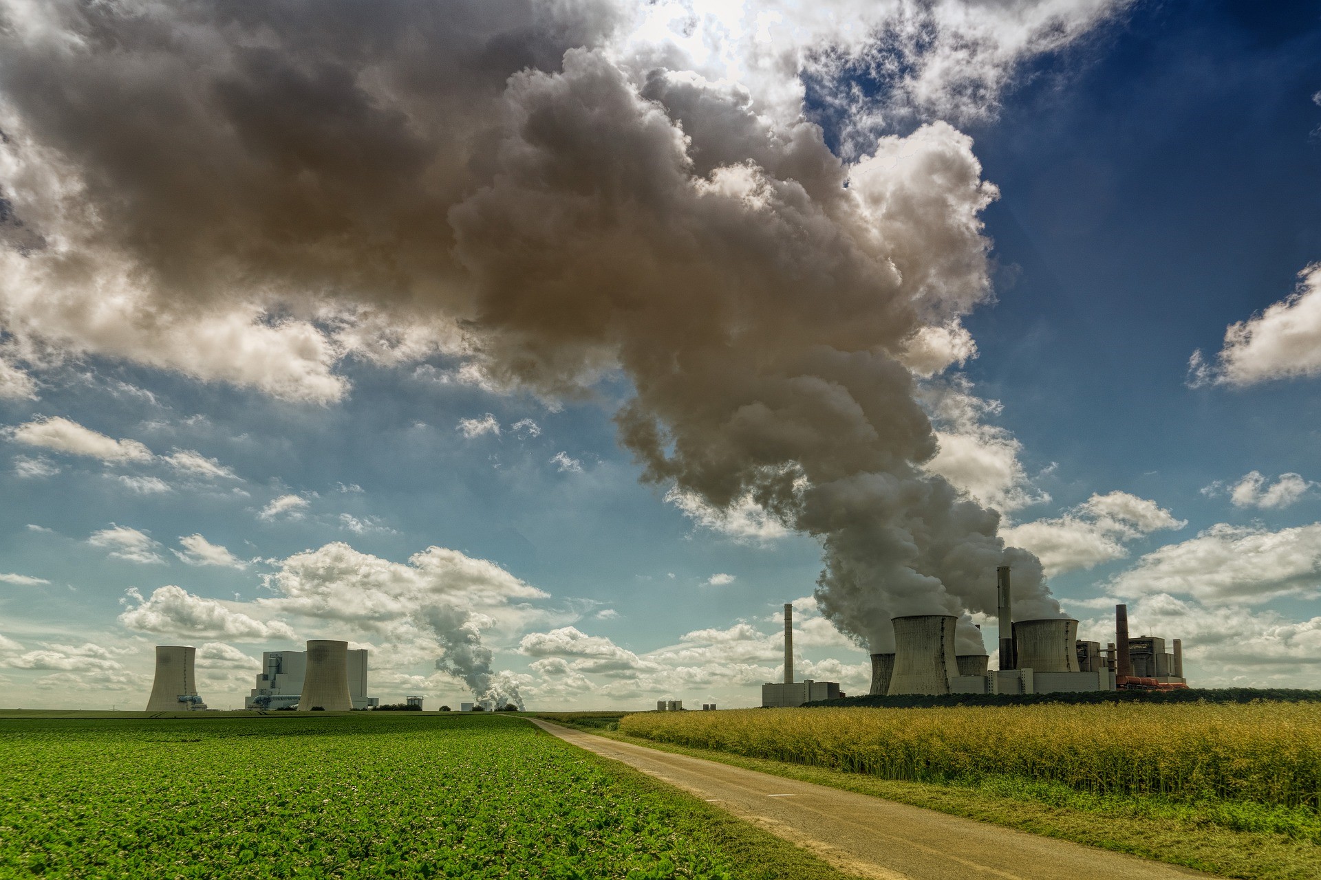 SparkChange Physical Carbon EUA ETC (CO2 ETC) förhindrar utsläpp genom att undanhålla koldioxidutsläpp från förorenare. Detta innebär att investerare kan uppnå både miljöpåverkan och potentiell avkastning - tillsammans på samma gång." Elliot Waxman, VD för SparkChange