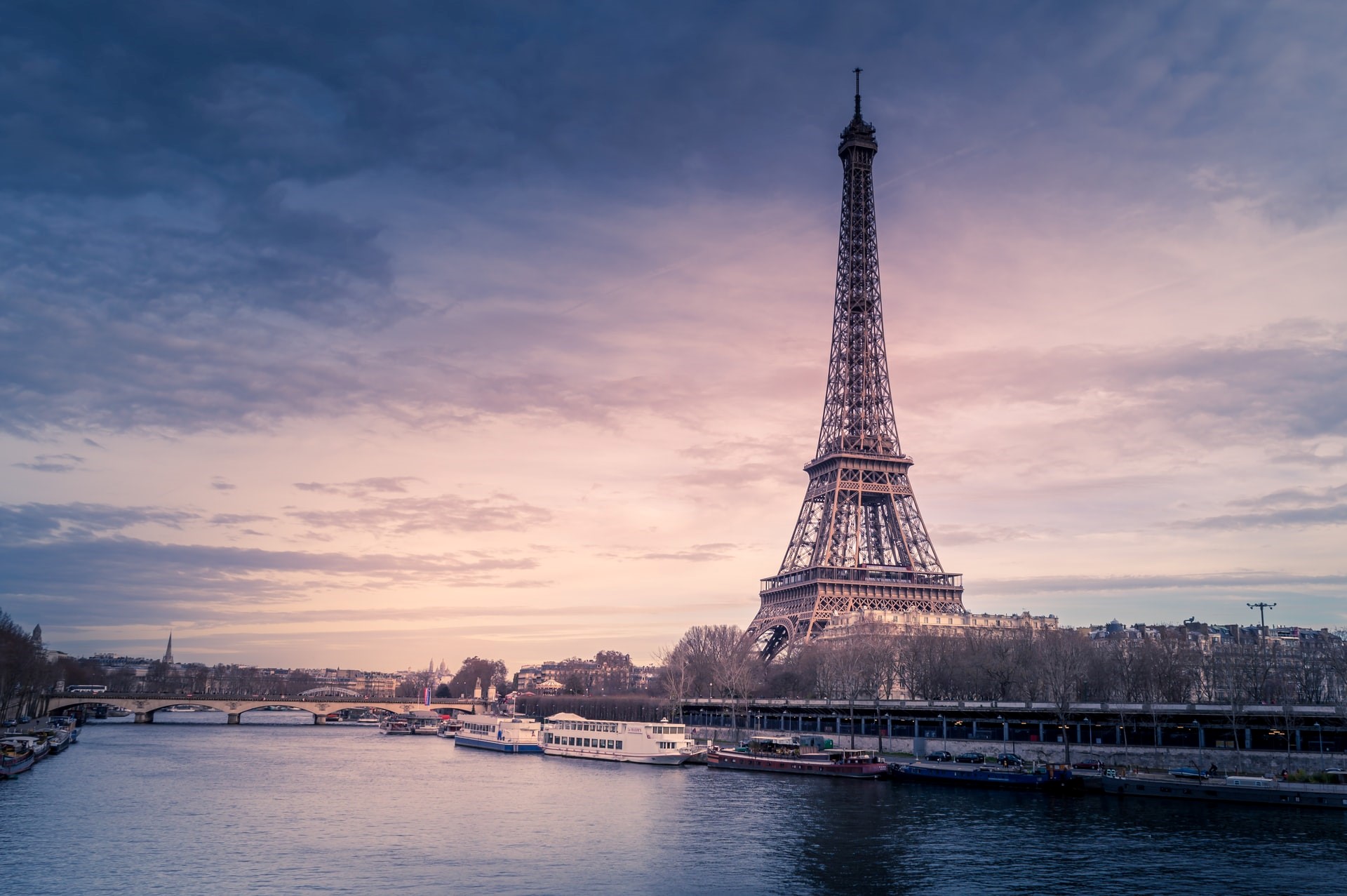 Tabula EUR IG Bond Paris-aligned Climate UCITS ETF (TABC ETF) syftar till att spåra Solactive ISS Paris Aligned Select Euro Corporate Bond Index (SOLESPAB Index), minus avgifter och utgifter.