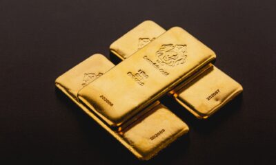 Guldmarknaden kan ha sett några turbulenta månader då priserna har fallit kraftigt från 2 000 dollar per troy ounce. Investeringsefterfrågan på guld har dock förblivit stark eftersom Royal Mint ser en stark efterfrågan på sin guldstödda Exchange-Traded Commodity (ETC).