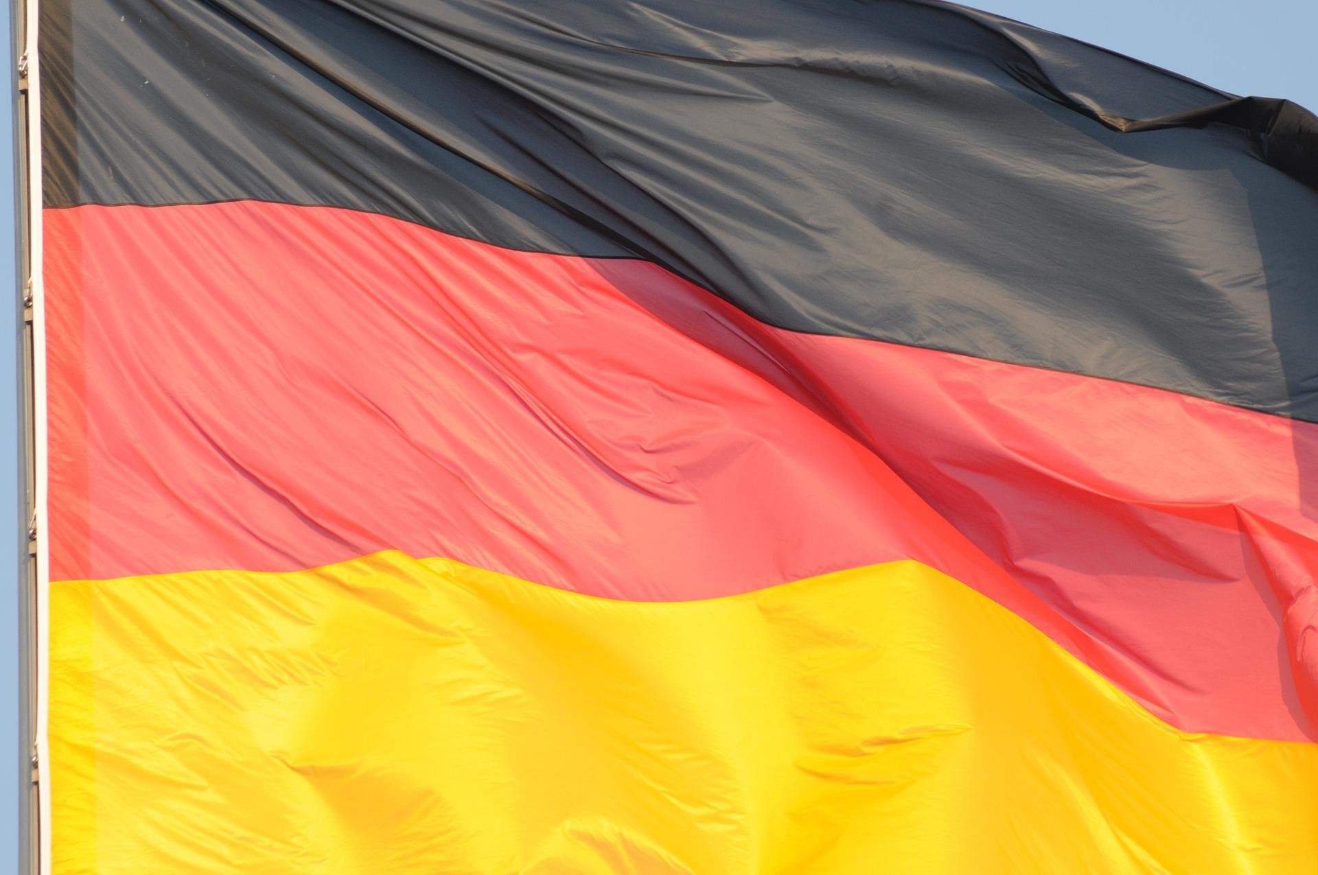 First Trust Germany AlphaDEX UCITS ETF Dist ETF (FTGG ETF) är baserad på NASDAQ AlphaDEX® Germany Index. Indexet använder AlphaDEX aktieurvalsmetod som använder fundamentala tillväxt- och värdefaktorer för att objektivt välja aktier från NASDAQ Germany Index som kan generera positiv alfa i förhållande till traditionella passiva index. Indexet är ett modifierat likaviktat index där högre rankade aktier får en högre vikt inom indexet.