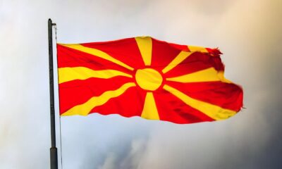 Expat Macedonia MBI10 UCITS ETF (MKK1 ETF) är en börshandlad fond som följer utvecklingen av MBI10 Index på Makedonska börsen, med hjälp av den direkta fysiska replikeringsmetoden. Det är noterat på den bulgariska börsen, på Frankfurtbörsen (XETRA) och på Ljubljanabörsen. Det är lämpligt för bulgariska och utländska investerare som vill ha en likvid och diversifierad exponering mot den makedonska marknaden och regionen som helhet.