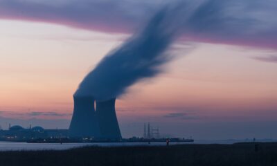 Den globala strävan mot koldioxidneutralitet får nationer att återvända till kärnenergi som en alternativ energikälla. Detta erbjuder ett spel på uranexponering genom fonder som satsar på uransektorn efter som en global återväxt inom kärnkraft gynnar dessa.