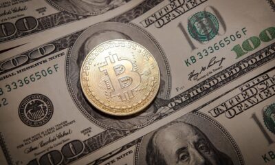 Priset på bitcoin kan skjuta i höjden med 521 procent från nuvarande nivåer. Bitcoin kan nå 180 000 dollar säger Fundstrat innan kryptovalutans planerade halvering i april 2024, enligt ett meddelande från Fundstrat.