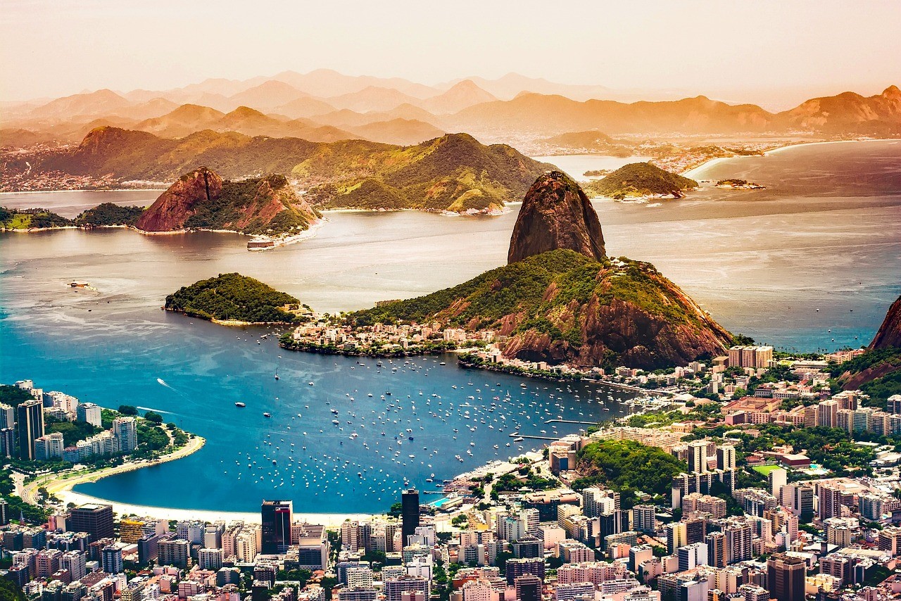 I ett aldrig tidigare skådat drag på den brasilianska investeringsmarknaden tillkännager Nubank i förra veckan lanseringen av den första ETFen (börshandlade fonden) i Brasilien som betalar ut månatlig utdelning till aktieägarna: Nu Renda Ibov Smart Dividendos (NDIV11).