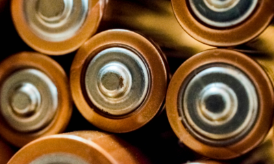 iShares Lithium & Battery Producers UCITS ETF USD (Acc) (LITM ETF) med ISIN IE000WDG5795, försöker följa STOXX Global Lithium and Battery Producers-index. STOXX Global Lithium and Battery Producers index spårar de största företagen i världen som är aktiva inom prospektering och brytning av litium eller produktion av litiumbatterier.