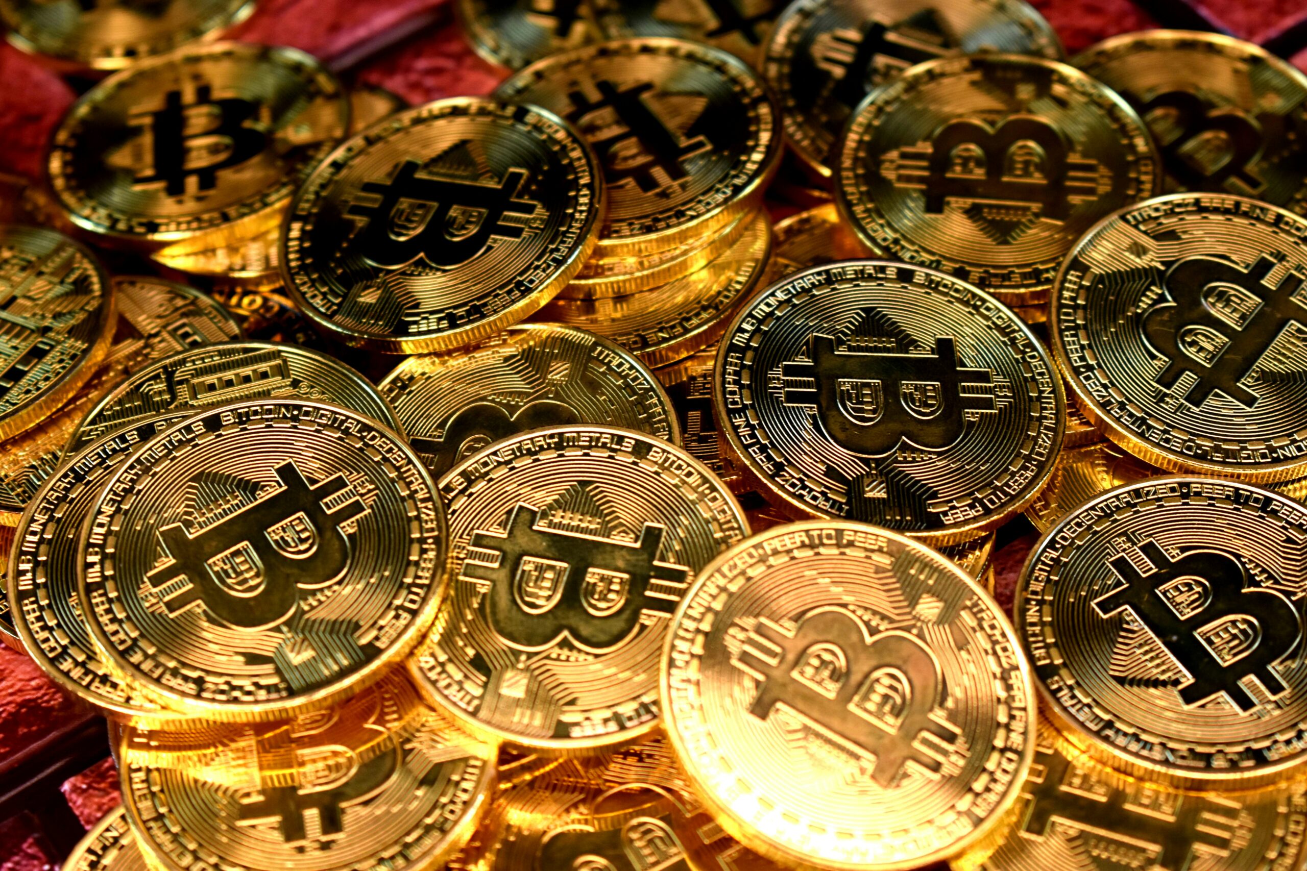 Det tog bara sju veckor för iShares Bitcoin ETF (IBIT) att passera över 10 miljarder dollar i förvaltad volym, det snabbaste takten för en ETF någonsin. Det tidigare rekordet hölls av den första guld-ETFen GLD, som tog över 2 år att nå det märket efter lanseringen i november 2004.