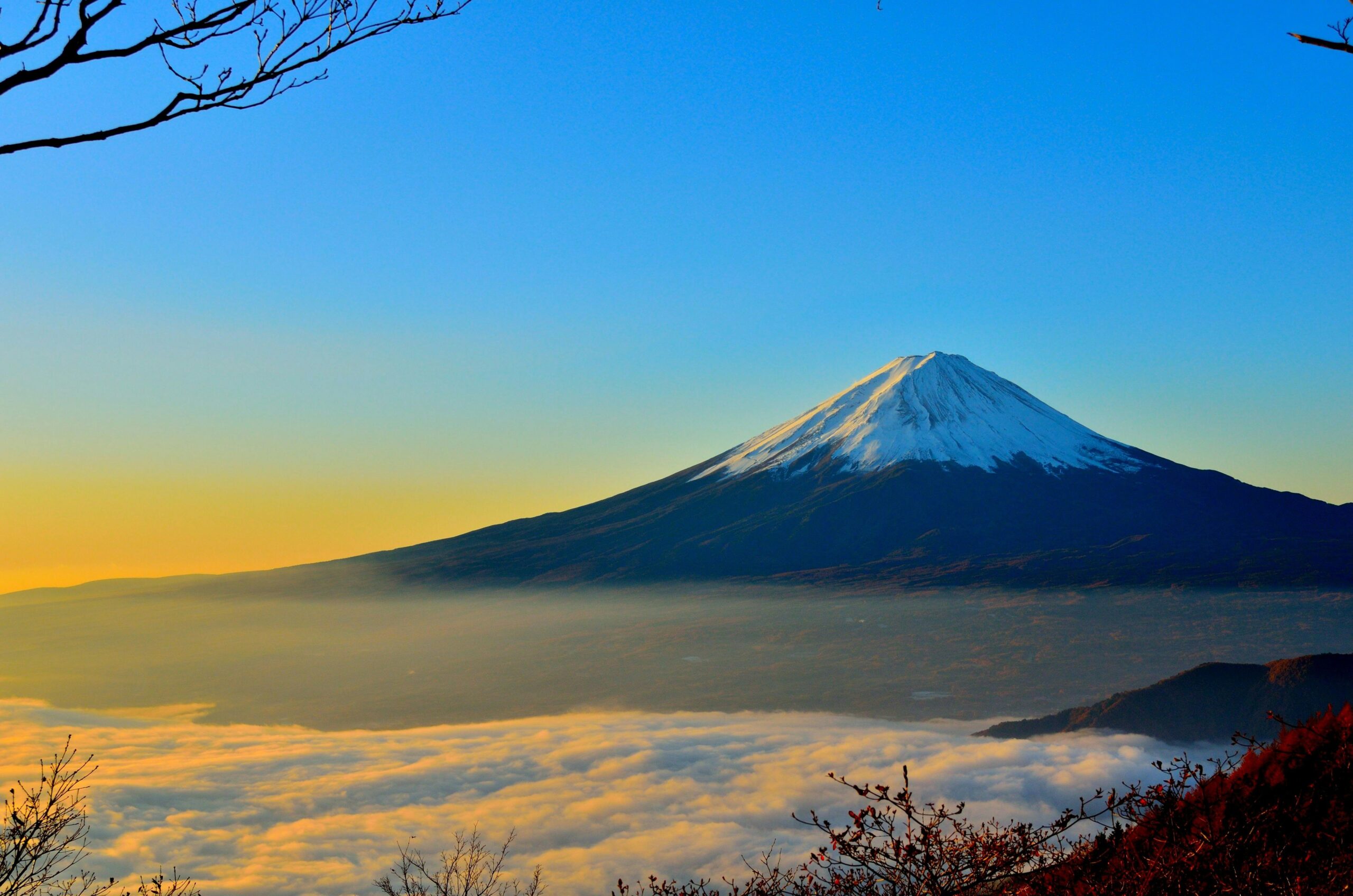 Amundi MSCI Japan UCITS ETF Dist (NADA ETF) med ISIN, LU2090063673,försöker följa MSCI Japan-index. MSCI Japan-index följer ledande japanska aktier.