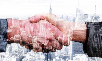UBS ETF (LU) Bloomberg MSCI US Liquid Corporates 1-5 Year Sustainable UCITS ETF (hedged to EUR) A-acc (AW1M ETF) med ISIN LU2408468291, strävar efter att följa Bloomberg MSCI US Liquid Corporates 1-5 Year Sustainable (EUR Hedged) index. Bloomberg MSCI US Liquid Corporates 1-5 Year Sustainable (EUR Hedged)-index spårar de mest likvida ESG (miljö, social och styrning) screenade, USD-denominerade obligationer utgivna av amerikanska företag. Tid till mognad: 1-5 år. Betyg: Investment Grade. Valutasäkrad till euro (EUR).