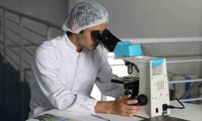 BNP Paribas Easy ECPI Global ESG Med Tech UCITS ETF USD (BJLA ETF) med ISIN LU2533811084, försöker följa ECPI Global ESG Medical Tech-index. ECPI Global ESG Medical Tech-index spårar företag från utvecklade marknader över hela världen som är aktiva inom medicinteknikbranschen. Aktierna som ingår filtreras enligt ESG-kriterier (miljö, social och bolagsstyrning). De utvalda värdepapperen viktas lika i indexet.