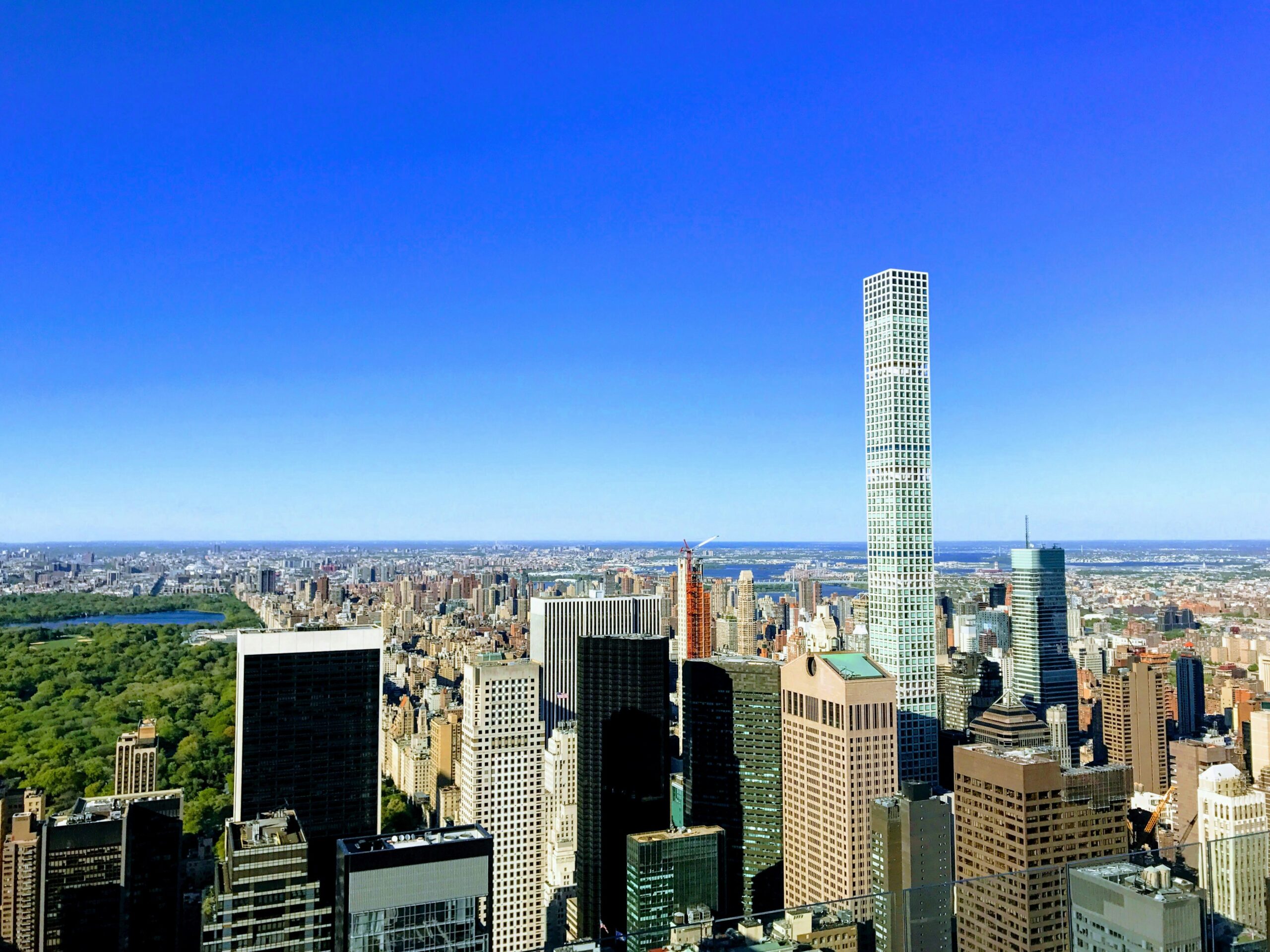 Xtrackers MSCI USA Swap UCITS ETF 1D (XUSW ETF) med ISIN LU2581375073, försöker följa MSCI USA-index. MSCI USA-index spårar de ledande aktierna på den amerikanska marknaden.