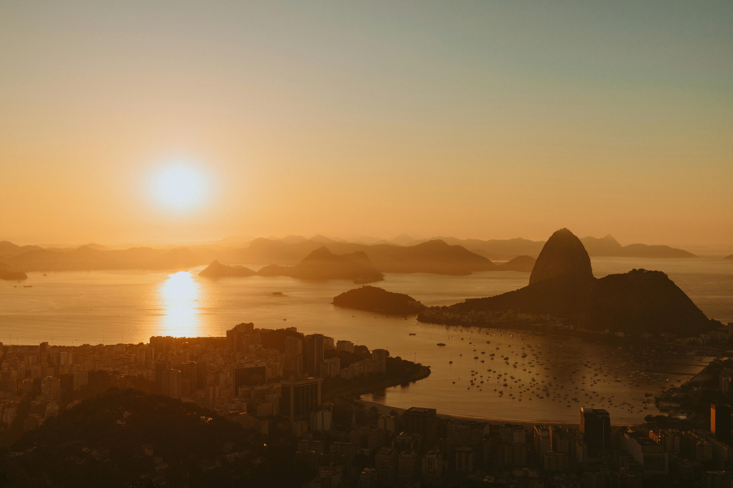 iShares Emerging Markets Equity Enhanced Active UCITS ETF USD (Acc) (EMEE ETF) med ISIN IE000OVF8Q66, är en aktivt förvaltad börshandlad fond.