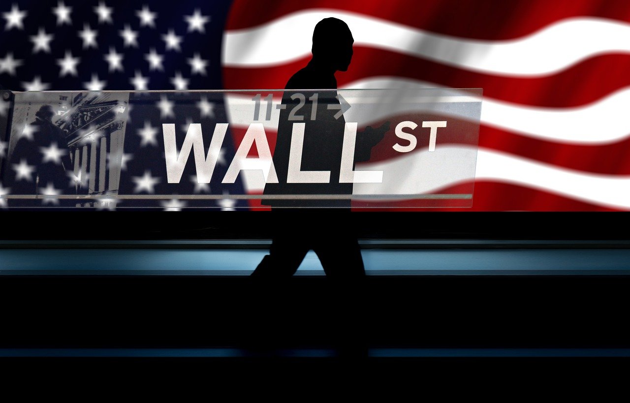 iShares S&P 500 Swap UCITS ETF EUR Hedged (Acc) (CEB7 ETF) med ISIN IE000Z3S26J2, försöker följa S&P 500® (EUR Hedged)-index. S&P 500® (EUR Hedged)-index följer de största amerikanska aktierna. Valutasäkrad till euro (EUR).
