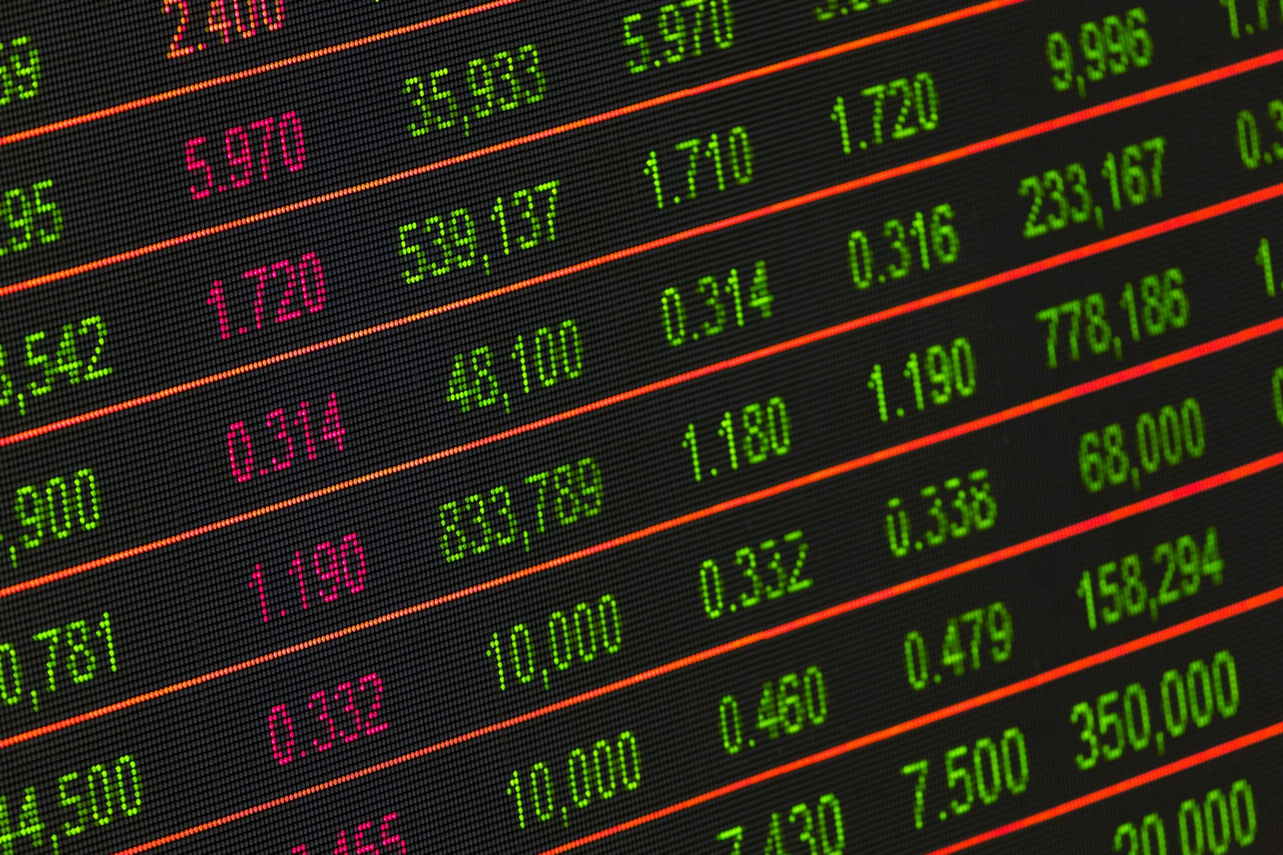 iShares S&P 500 Top 20 UCITS ETF USD (Acc) (IS20 ETF) med ISIN IE000VA628D5, strävar efter att spåra S&P 500 Top 20 Select 35/20 Capped-index. S&P 500 Top 20 Select 35/20 Capped-index spårar de 20 största företagen i S&P 500®-index. S&P 500®-indexet följer de 500 största amerikanska aktierna. Vikten för det största företaget i indexet är begränsat till 35 %, vikten för alla andra bolag till 20 %.