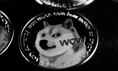 Valour Dogecoin (DOGE) SEK, med ISIN CH1108679320, är en börshandlad produkt (ETP) som spårar priset på DOGE, den inhemska kryptovalutan i Dogecoin-nätverket. Dogecoin är känt för sina snabba transaktionshastigheter och låga avgifter och erbjuder en effektiv lösning för digitala betalningar, vilket gör det till ett praktiskt val för vardagliga transaktioner. Med stöd av en av de mest passionerade och aktiva gemenskaperna inom kryptovalutaområdet har Dogecoin överskridit sitt ursprung som ett memmynt för att bli en symbol för tillgänglighet och inkludering inom digital finans. Med DOGE-tokens kan användare engagera sig i ett levande ekosystem som stöder välgörenhetsinitiativ, gräsrotsrörelser och innovativa användningsfall, vilket främjar en anda av nöje och samarbete i kryptovärlden.