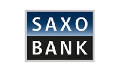 Saxo Bank har skakat om onlineinvesteringslandskapet med en aggressiv avgiftssänkningsstrategi, vilket ledde till en ökning med 132 procent av nya konton 2024. Det är särskilt viktigt att kvinnliga investerare tredubblades och under 25 år växte från 9 procent till 15 procent av nya kunder, vilket signalerar en stor demografisk förändring i detaljhandelsinvesteringar.