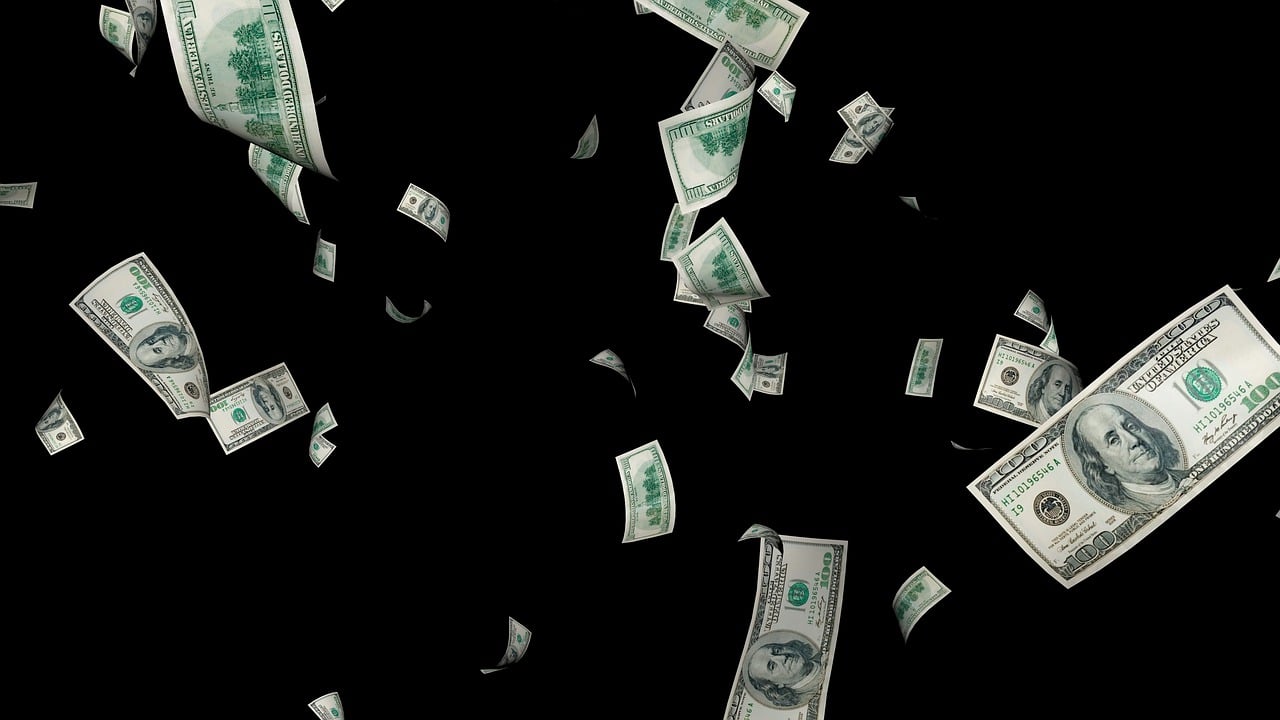 Amundi ETF MSCI EMU High Dividend UCITS ETF EUR (C) (18M2 ETF) med ISIN ISIN FR0010717090, syftar till att följa MSCI EMU High Dividend Yield-indexet. MSCI EMU High Dividend Yield-indexet följer aktier i företag som täcker länder i Europeiska ekonomiska och monetära unionen och betalar ut den högsta utdelningen på varje marknad.