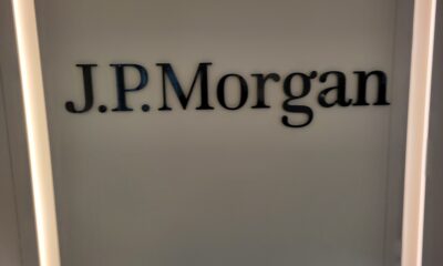J.P. Morgan är glada att kunna tillkännage noteringen av det senaste tillskottet till deras sortiment av aktiva ränte-ETFer – JPM Global Government Bond Active UCITS ETF (JGOV). Byggande på momentumet från lanseringen av sju aktiva ränte-ETF:er under de senaste 12 månaderna, kommer denna nya ETF att lägga till globala statsobligationer till J.P. Morgans omfattande utbud av aktiva ränte-fonder.
