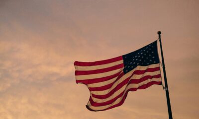 Robeco 3D US Equity UCITS ETF A EUR Hedged (3DUE ETF) med ISIN IE0008H4JHA2, är en aktivt förvaltad börshandlad fond som investerar i amerikanska aktier. En kvantitativ process används för att optimera aktieurvalet med avseende på de tre dimensionerna ("3D") avkastning, risk och hållbarhet. De aktier som ingår filtreras enligt ESG-kriterier (miljömässiga, sociala och bolagsstyrningsaspekter). Valutasäkrad mot euro (EUR).