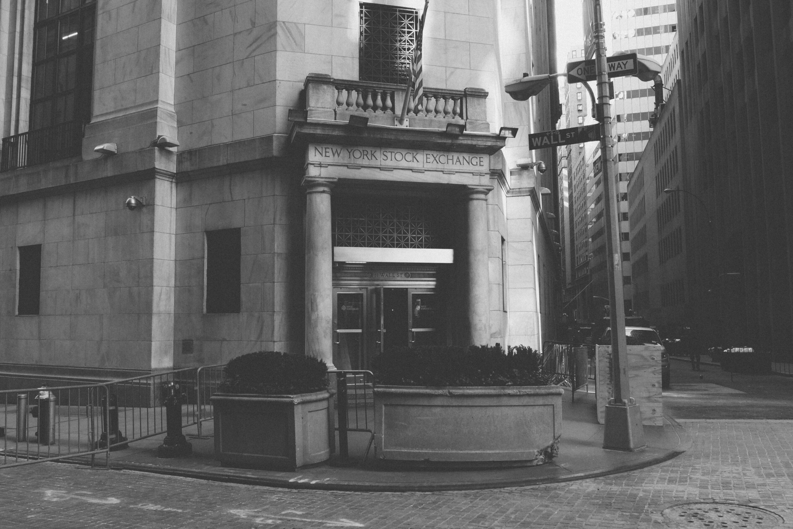 S&P MidCap 400 Index, mer känt som S&P 400, är ett aktiemarknadsindex från S&P Dow Jones Indices.