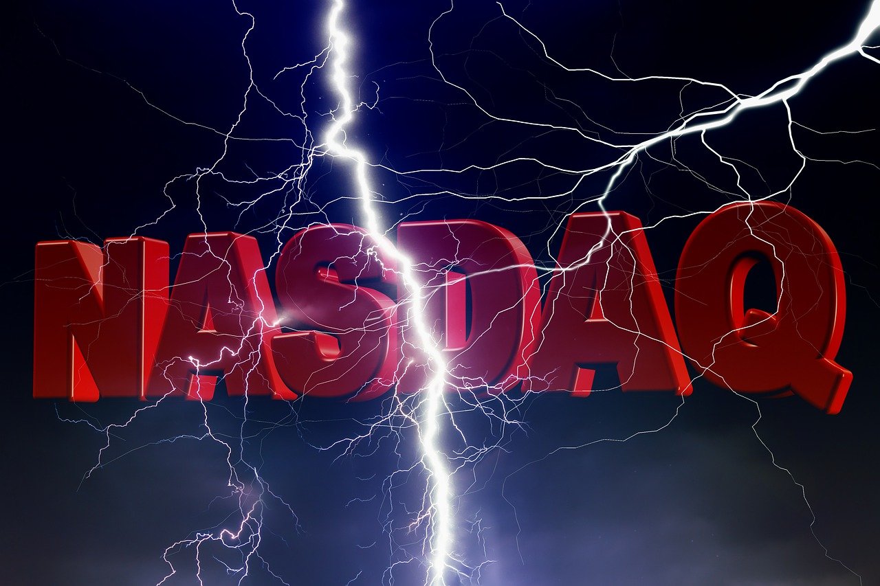 Nasdaq Composite (tickersymbol ^IXIC) är ett aktiemarknadsindex som inkluderar nästan alla aktier noterade på Nasdaq-börsen. Tillsammans med Dow Jones Industrial Average och S&P 500 är det ett av de tre mest följda aktiemarknadsindexen i USA. Sammansättningen av NASDAQ Composite är starkt viktad mot företag inom informationsteknologisektorn. Nasdaq-100, som inkluderar 100 av de största icke-finansiella företagen i Nasdaq Composite, står för cirka 80 % av indexviktningen i Nasdaq Composite.