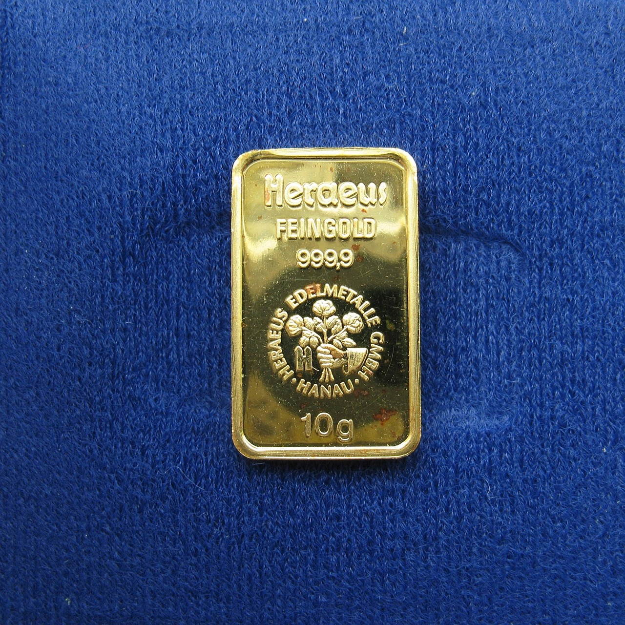 SMO Physical Gold ETC (BARS), en börshandlad råvara, tömdes på guld till ett värde om en miljard dollar under juli månad. Den börshandlade råvarans förvaltade kapital har fallit med 99,5 procent sedan halvårsskiftet.