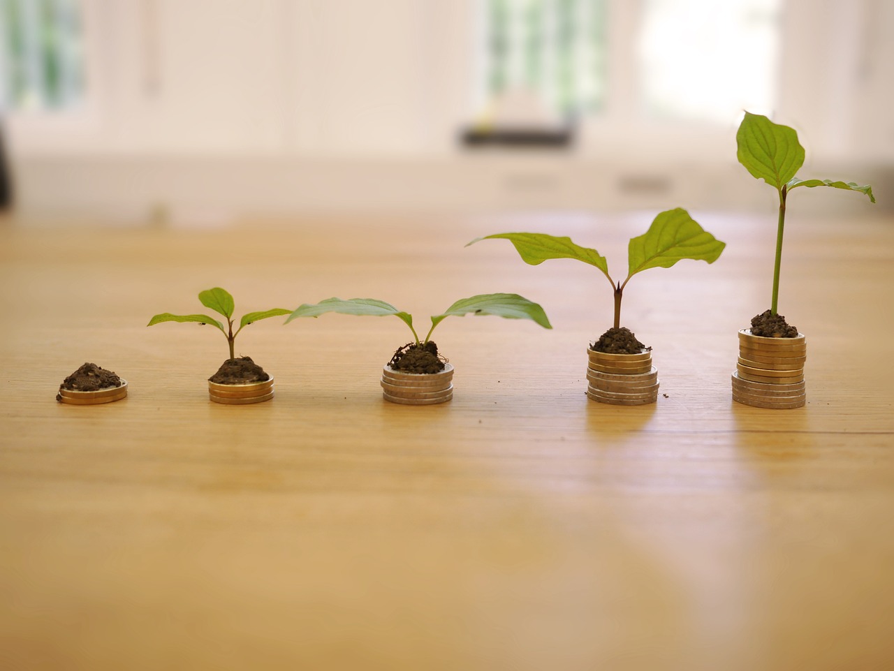 Deka Active EUR High Yield UCITS ETF förvaltas aktivt och investerar i internationella eurodenominerade företagsobligationer från högavkastningssegmentet baserat på en kvantitativ investeringsmetod. Fonden använder en faktormetod.