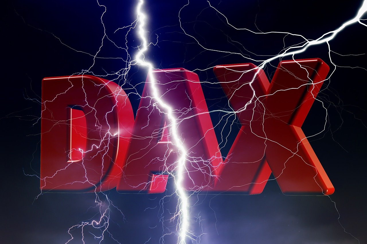 Xtrackers ShortDAX x2 Daily Swap UCITS ETF 1C (DBPD ETF) med ISIN LU0411075020, syftar till att följa ShortDAX® Leverage (2x)-indexet. ShortDAX® Leverage (2x)-indexet följer den två gånger belånade inversa utvecklingen av DAX®-indexet dagligen. DAX®-indexet följer de 40 största och mest omsatta tyska aktierna som är noterade på Prime Standard-segmentet på Frankfurtbörsen.