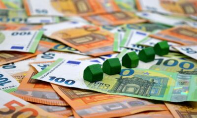 CT QR Series Global Equity Active UCITS ETF Inc USD (QRGW ETF) med ISIN IE000UL7AOT5, syftar till att uppnå sina investeringsmål genom att investera i en global portfölj av noterade aktier och aktierelaterade värdepapper som kommer att noteras eller handlas på globala reglerade marknader.