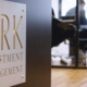 Tre av ARK Invests aktivt förvaltade UCITS-ETFer deltog i börsintroduktionen av SpaceX (Nasdaq: SPCX), som börsnoterades den 12 juni 2026 till ett budpris på 135 dollar per aktie, vilket innebär en värdering på cirka 1,75 biljoner dollar och överträffar Saudi Aramcos debut 2019 som den största börsintroduktionen i historien.