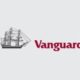 Vanguards VOO följer S&P 500 och har fyrdubblats i storlek sedan 2022. Den tar ut 0,03 % per år och har hittills absorberat mer än 69 miljarder dollar under 2026. Detta följer två år i rad med mer än 100 miljarder dollar i årliga inflöden.